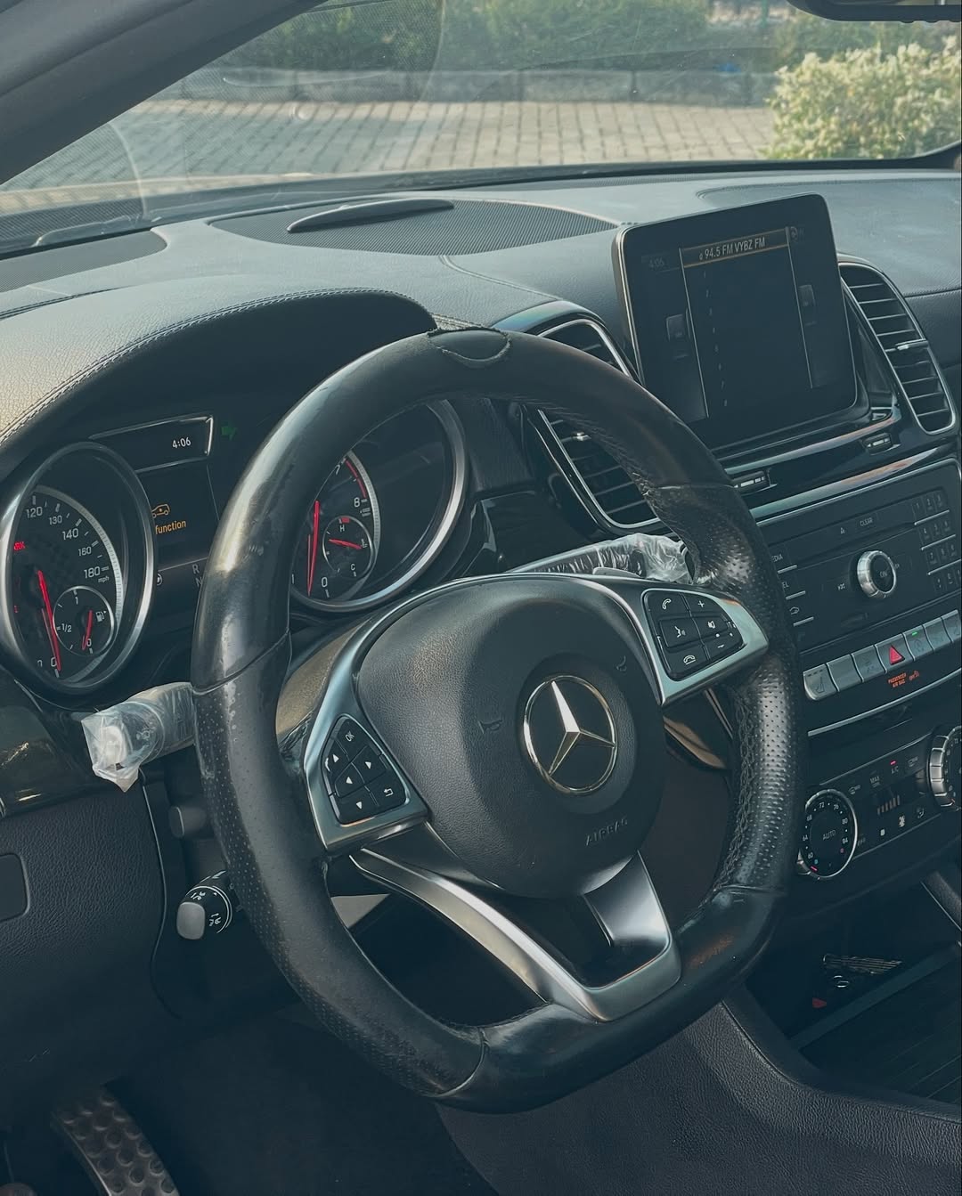 2017 Mercedes GLE43: Luxury Power, Unbeatable Price