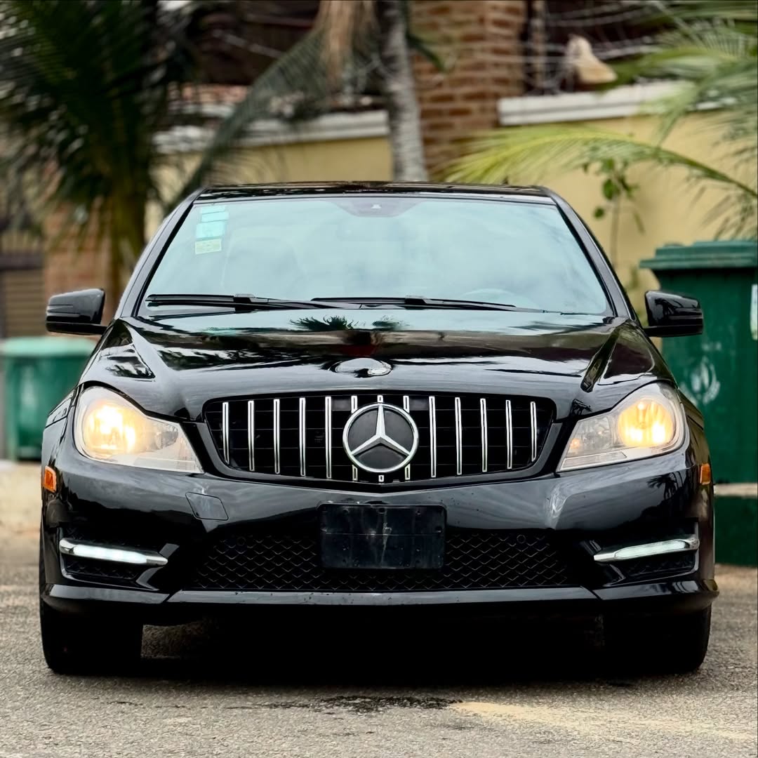 Luxury Ready: 2013 Mercedes C300, Smooth & Solid