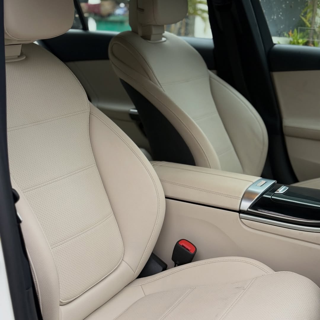 2023 Mercedes-Benz C300: Luxury Redefined