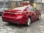 Luxury Lexus ES350: Loaded & Ready to Drive