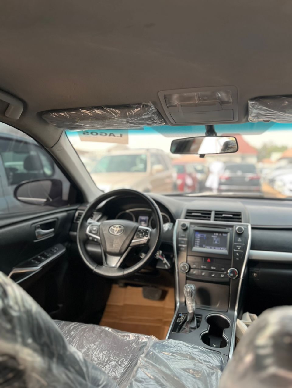 2016 Toyota Camry SE: Duty Paid, Clean Title