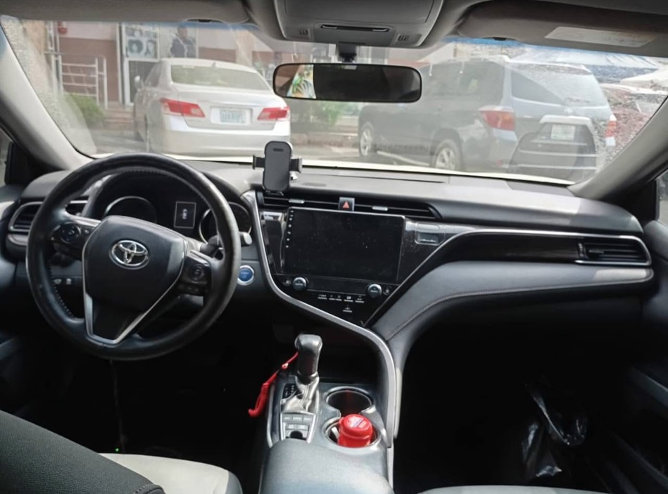 2019 Camry: Flawless & Fuel-Efficient