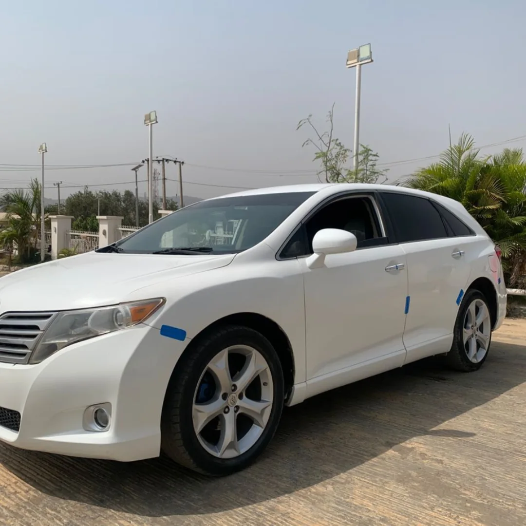Flawless 2012 Venza: Ready to Drive Now