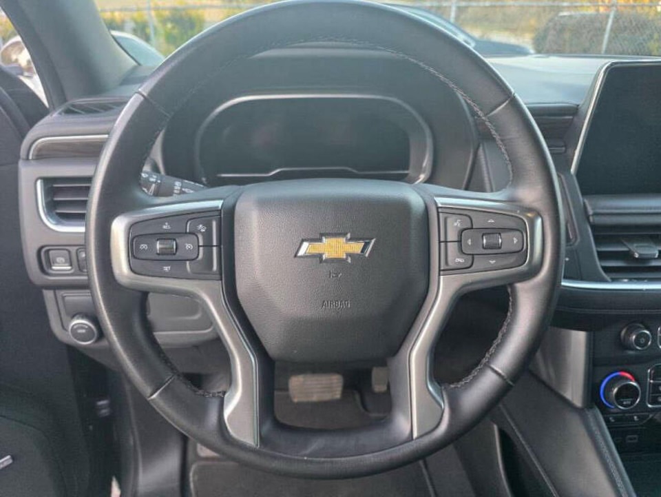 V8 Presence: Own the Premium Lane