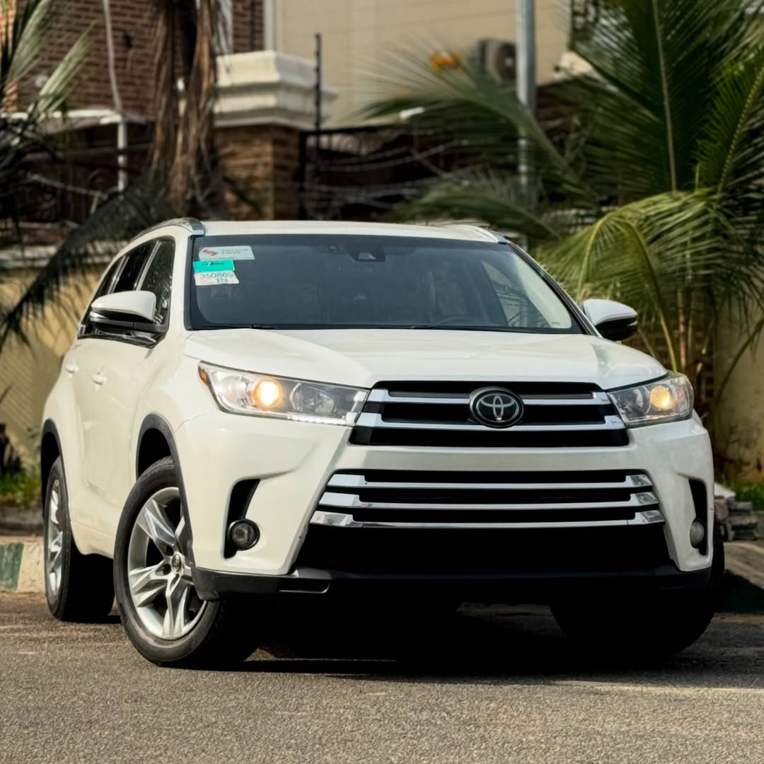 2018 Toyota Highlander: Tokunbo, Clean & Ready to Go