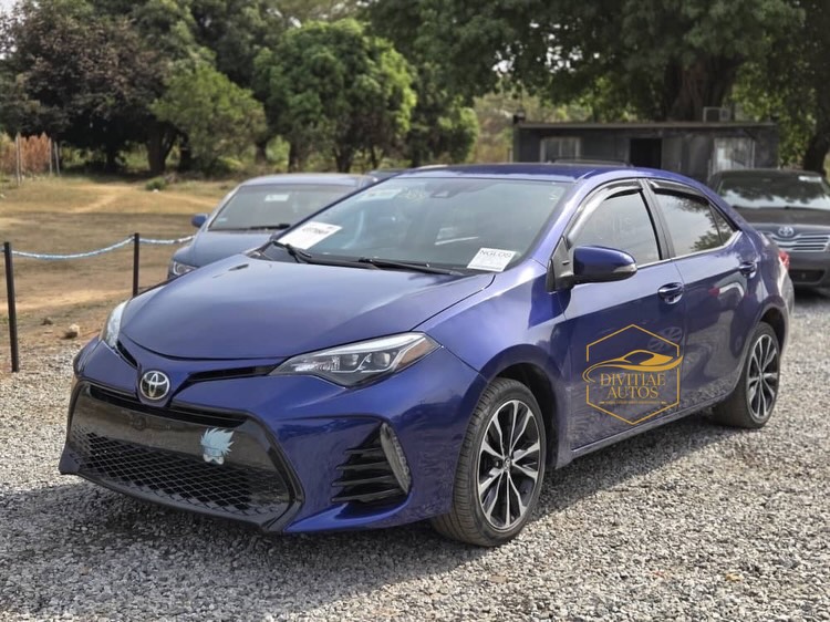 2017 Corolla Sport: Mint Condition, Unbeatable Price