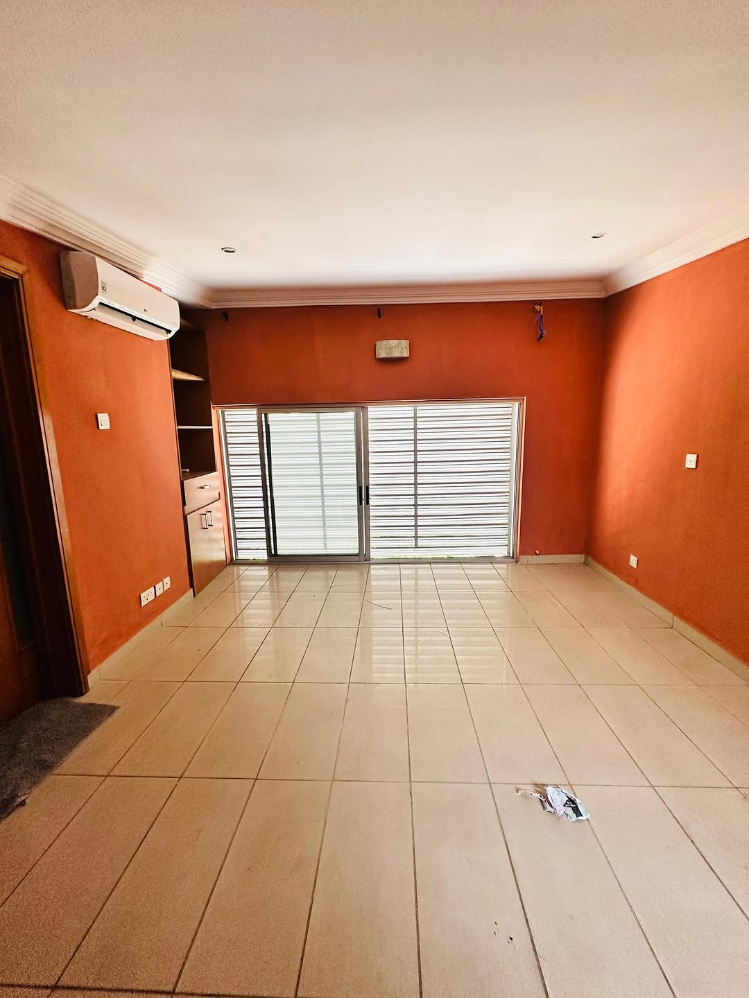Lekki Phase 1: Spacious 4-Bed Duplex with Serenity & BQ