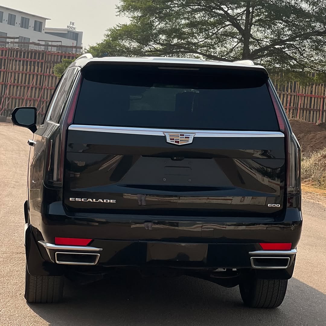 2021 Escalade 600: Ultimate Luxury, Unmatched Presence