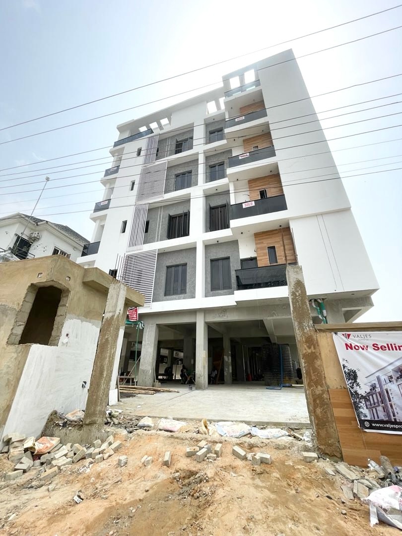 Elevator Living with Pool in Prime Ikate Lekki