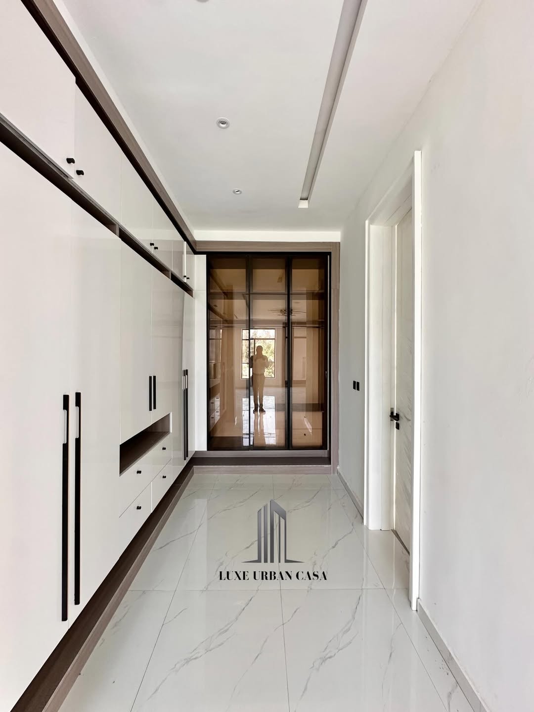 Lekki’s Ultimate 5-Bedroom Oasis with Pool