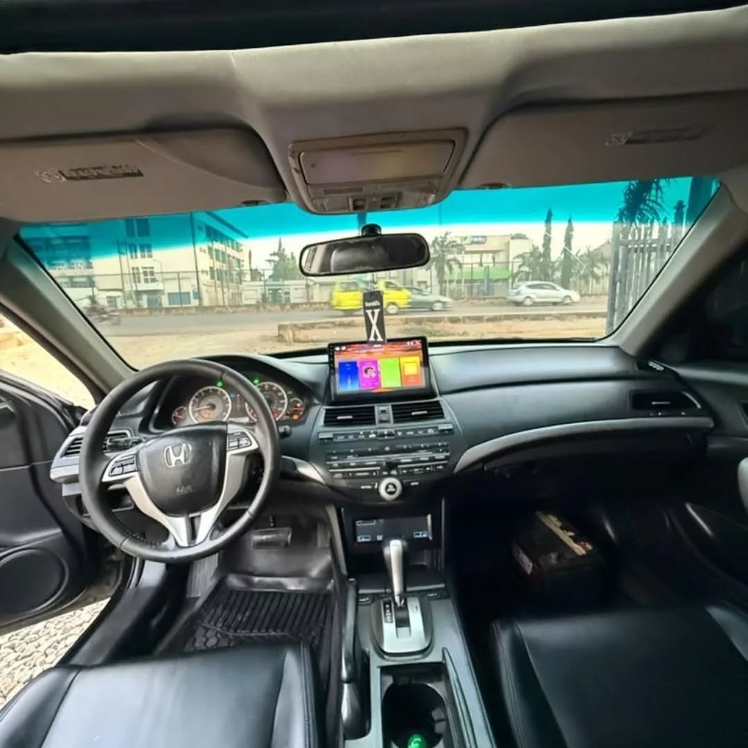 2009 Honda Accord V6 Coupe: Power Meets Perfection