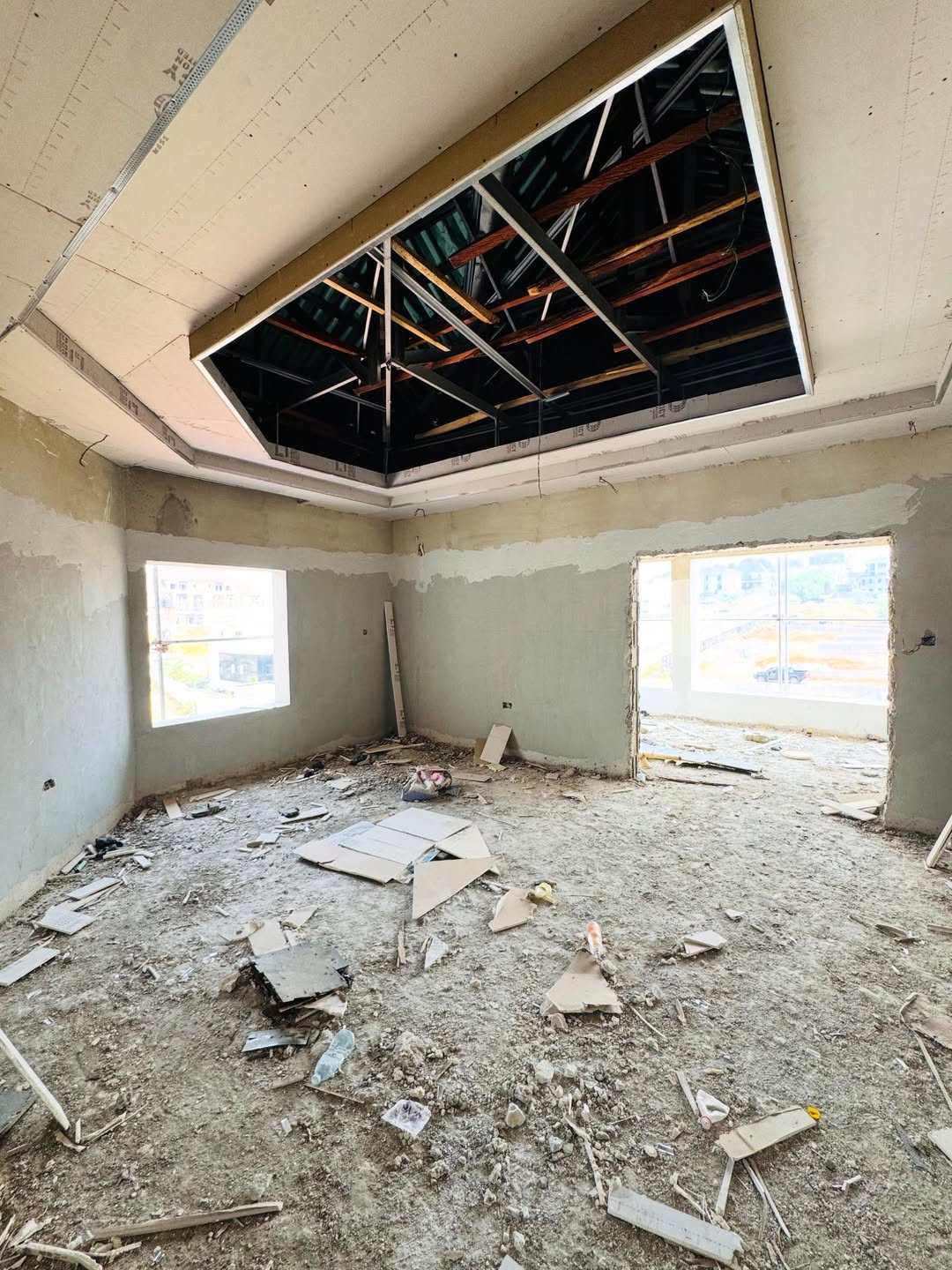 7-Bedroom Estate with Pool & BQ in Guzape