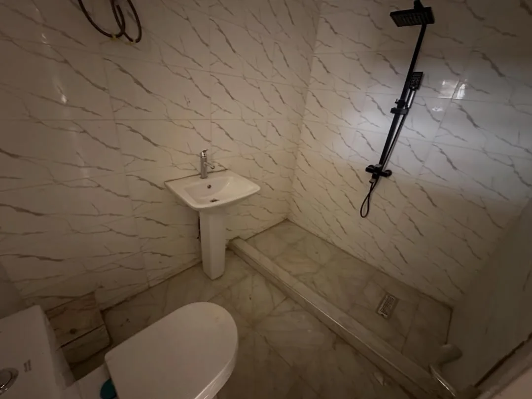 Spacious 4-Bedroom Terrace Duplex with BQ in Gudu