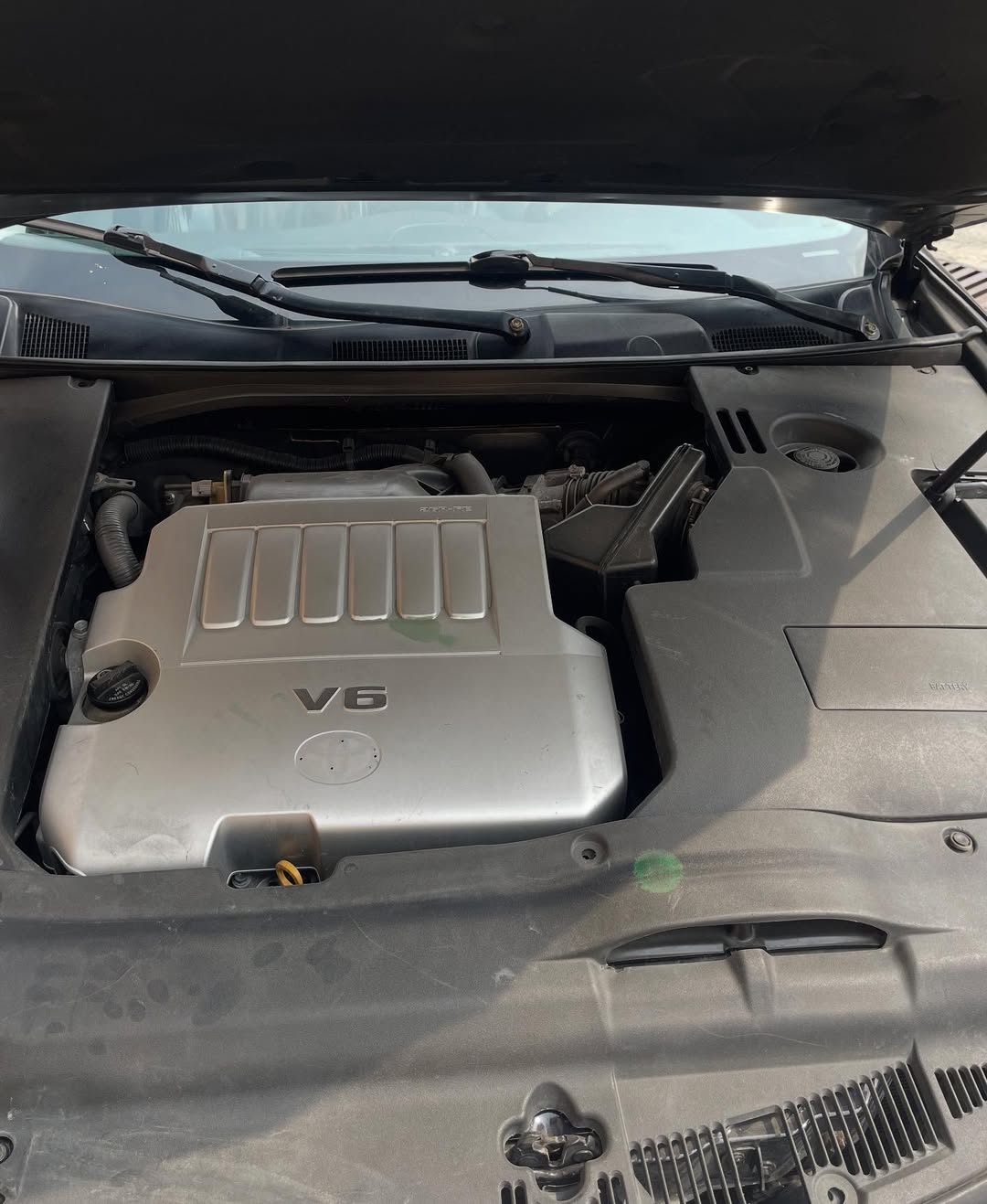 2011 Lexus ES350: Luxury & Tech for 13M Naira