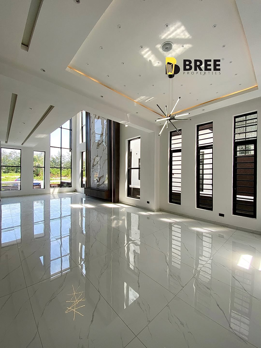 Stunning 5-Bedroom Oasis with Pool in Prime Lekki