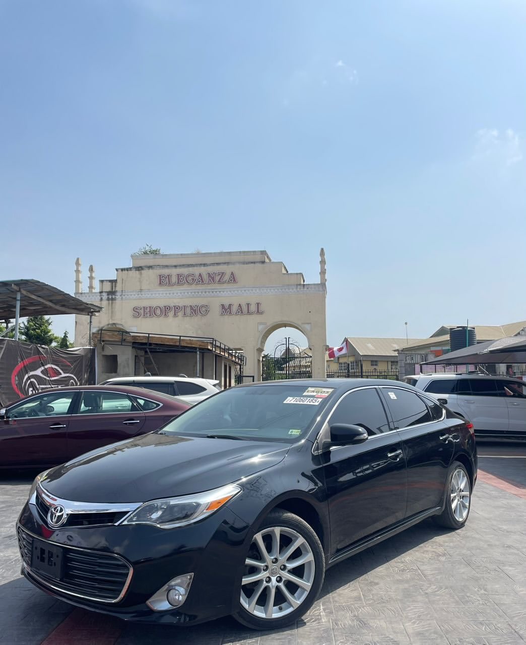 Luxury 2013 Toyota Avalon: Sunroof & Tech, 21M Naira