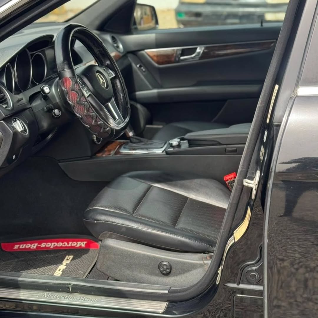 Flawless 2013 Mercedes C300: Performance Perfected