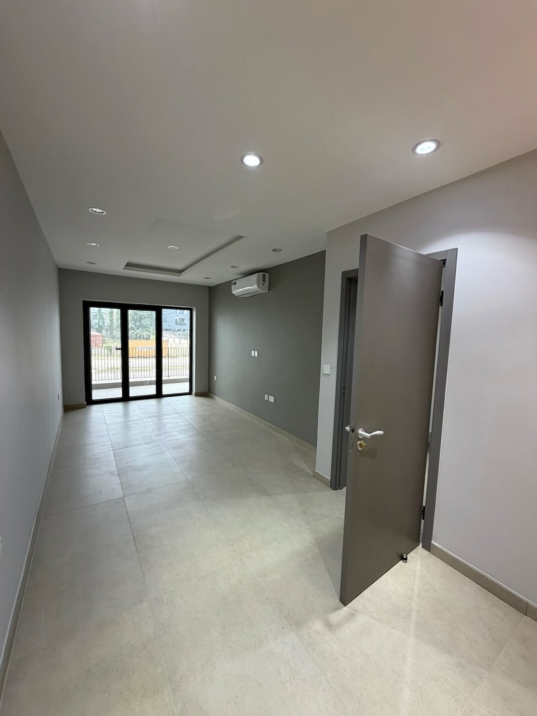 Stunning 5-Bed Duplex with BQ in Prime Abuja