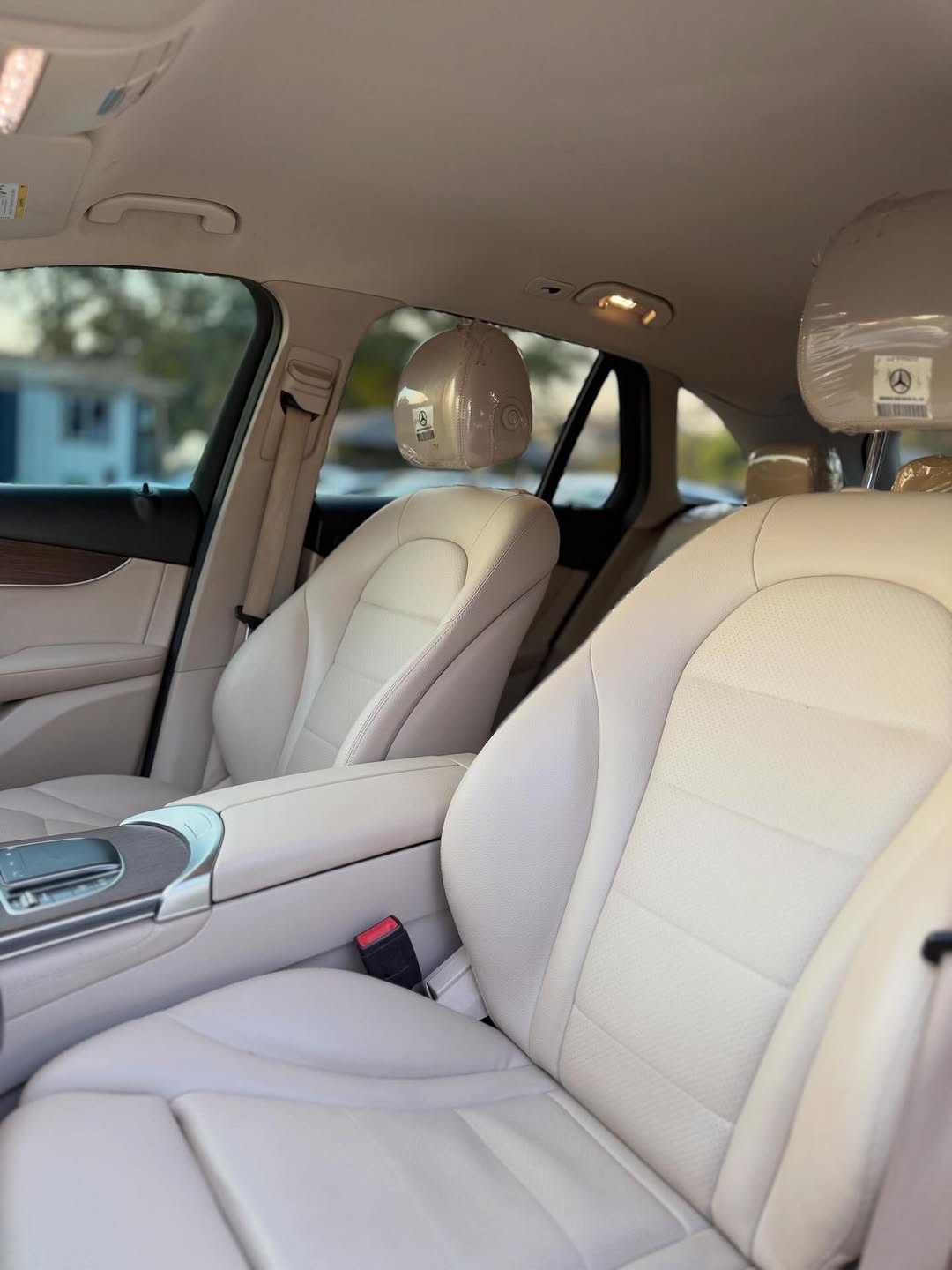 2020 Mercedes GLC300: Luxury SUV, Unbeatable Deal