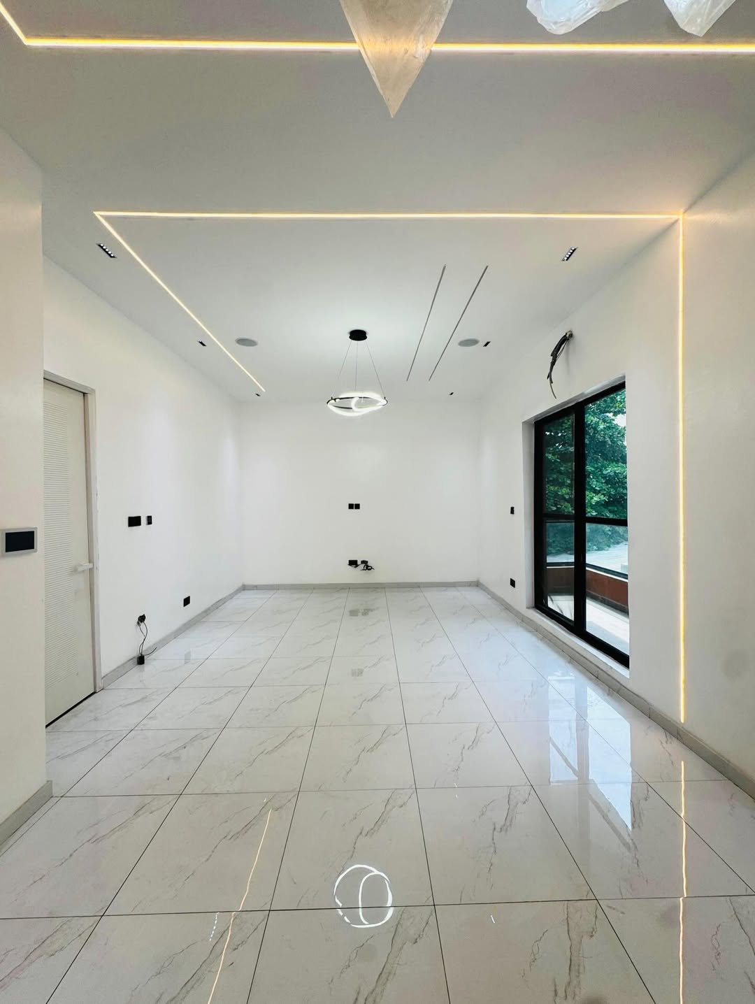 Spacious 4-Bedroom Terrace Duplex with BQ in Osapa London