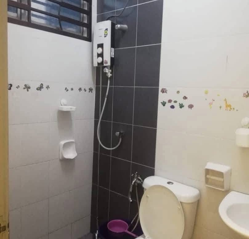 End Lot Gem: Spacious 4BR with Renovated Charm