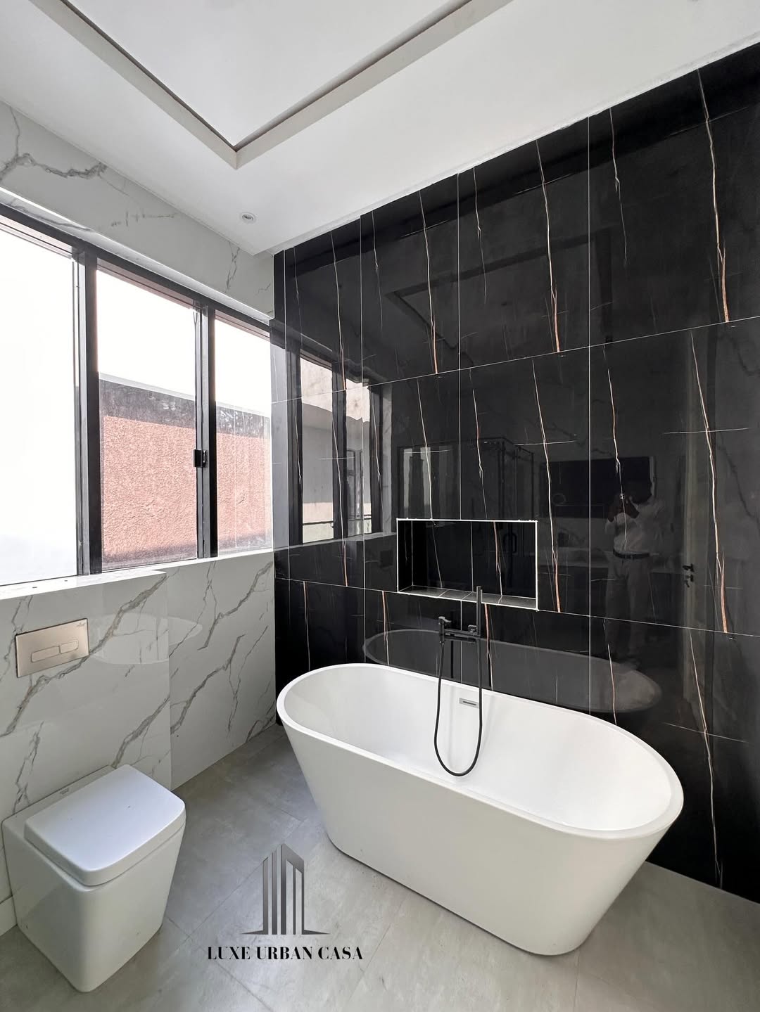 Lekki’s Ultimate 5-Bedroom Oasis with Pool