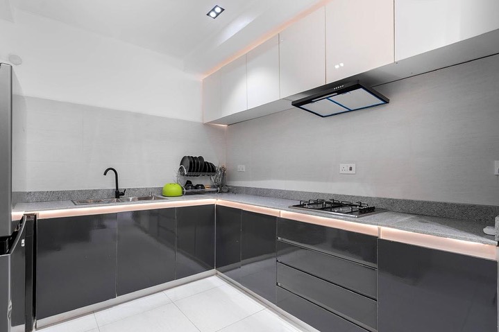 Lekki’s Premier 2-Bedroom Escape with City Views