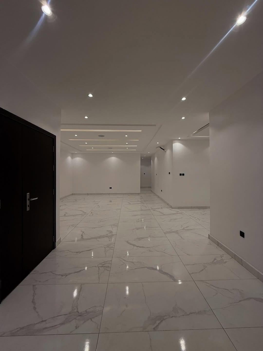 Lekki Phase 1 Gem: Spacious 2 & 3 Bed En-Suite Apartments