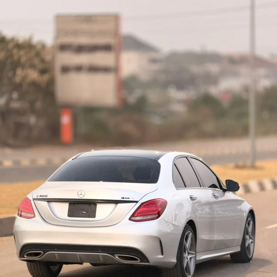 2015 Mercedes C400: Luxury Ready, Priced to Move