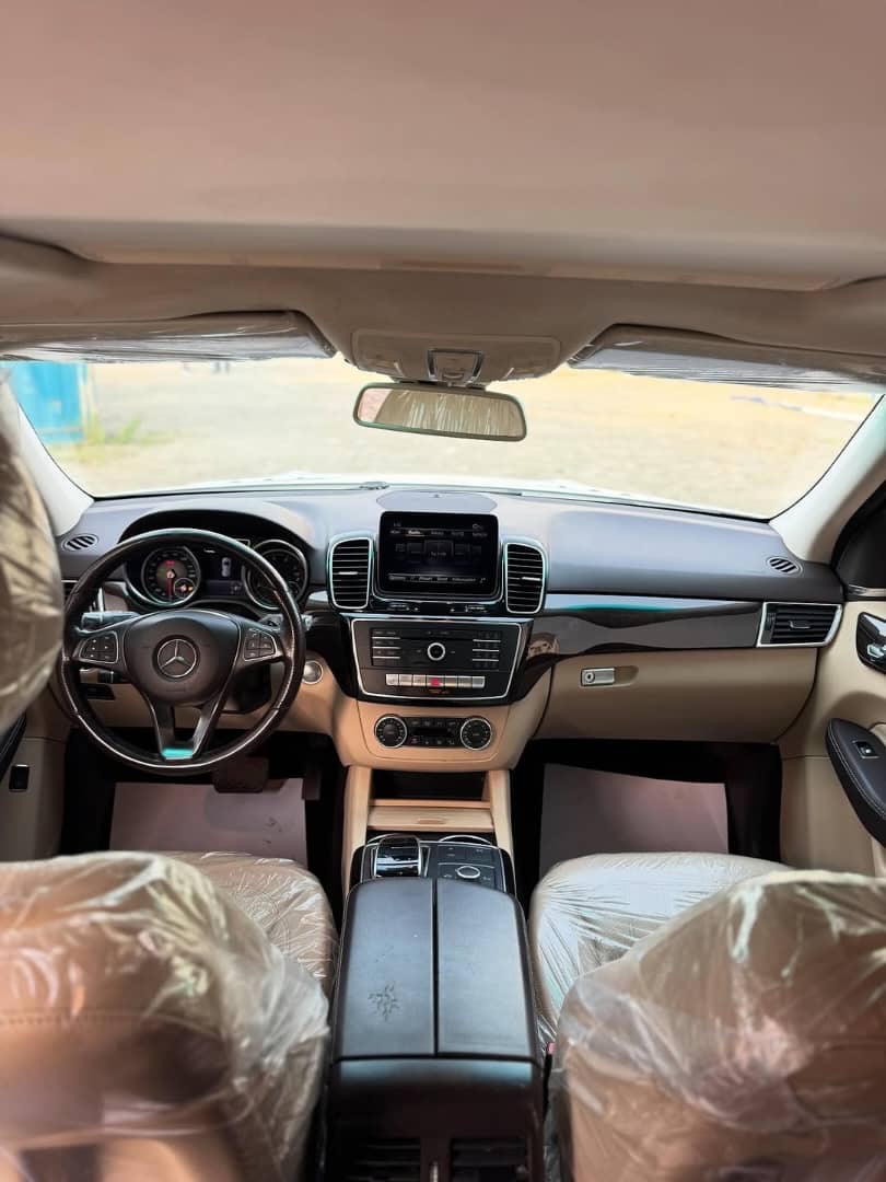 Luxury SUV: 2017 Mercedes GLE350 for ₦45M