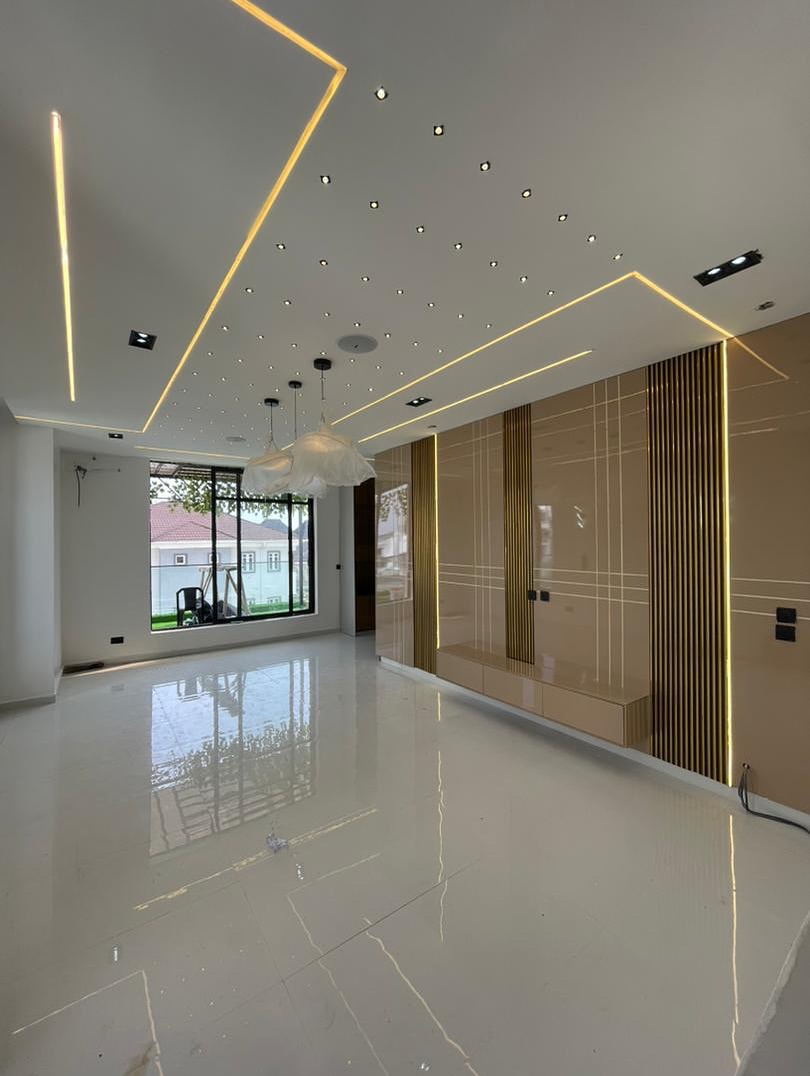 Spacious 5-Bedroom Duplex with Private Gym & Cinema