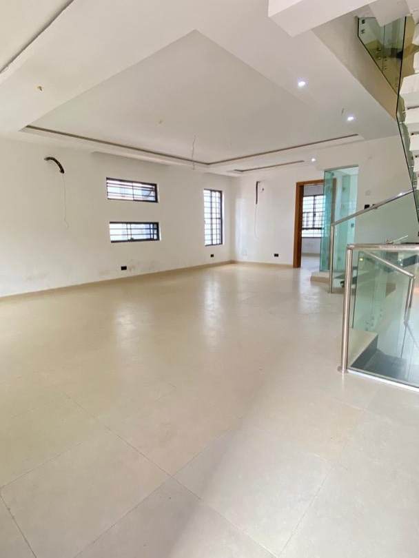 Exclusive 4BR Duplex & BQ in Victoria Island