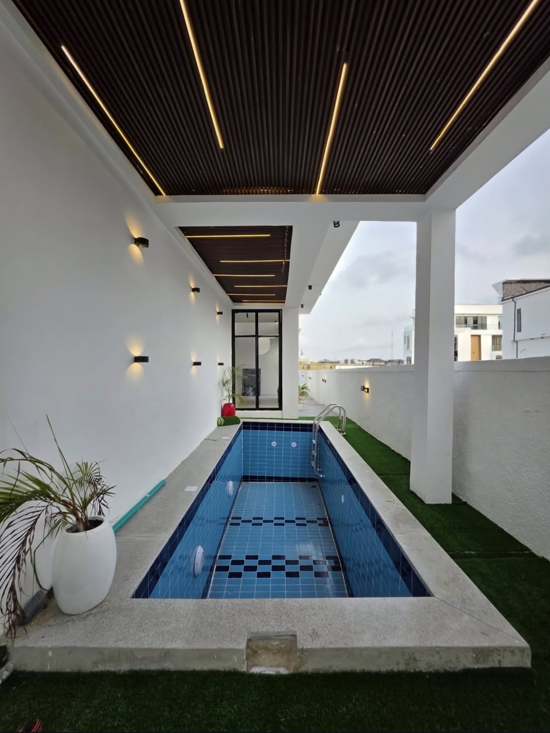 Lagos Luxury: 5-Bedroom Poolside Estate with BQ