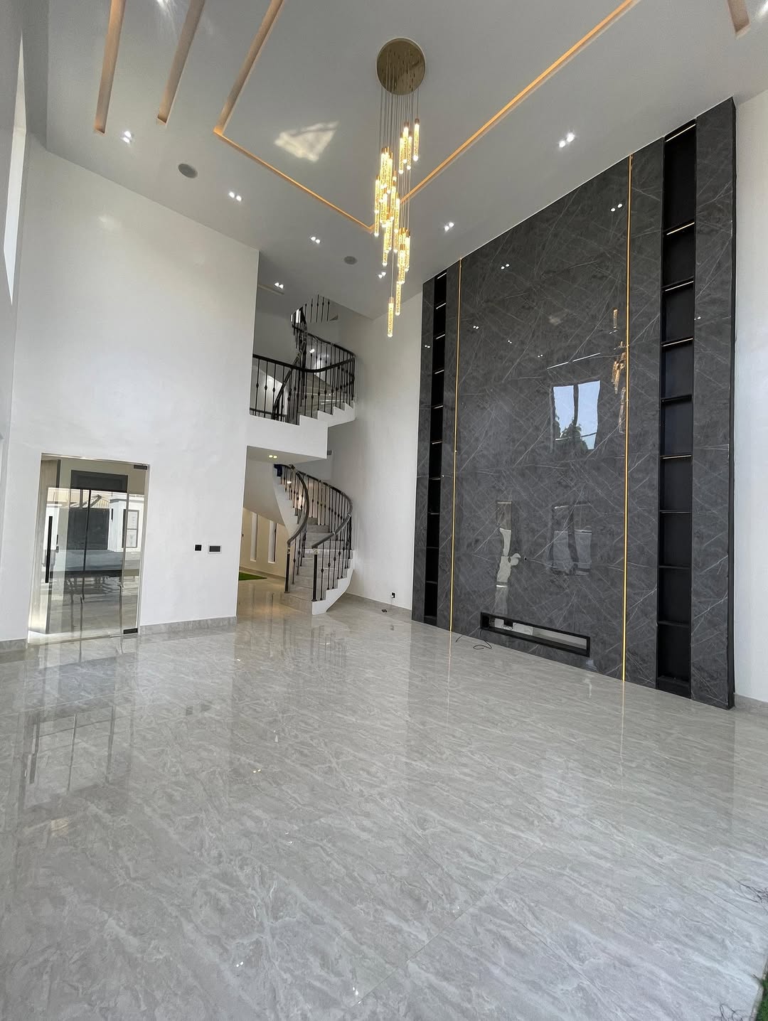 Your Lekki Oasis Awaits: 5-Bed Duplex with Pool & Cinema