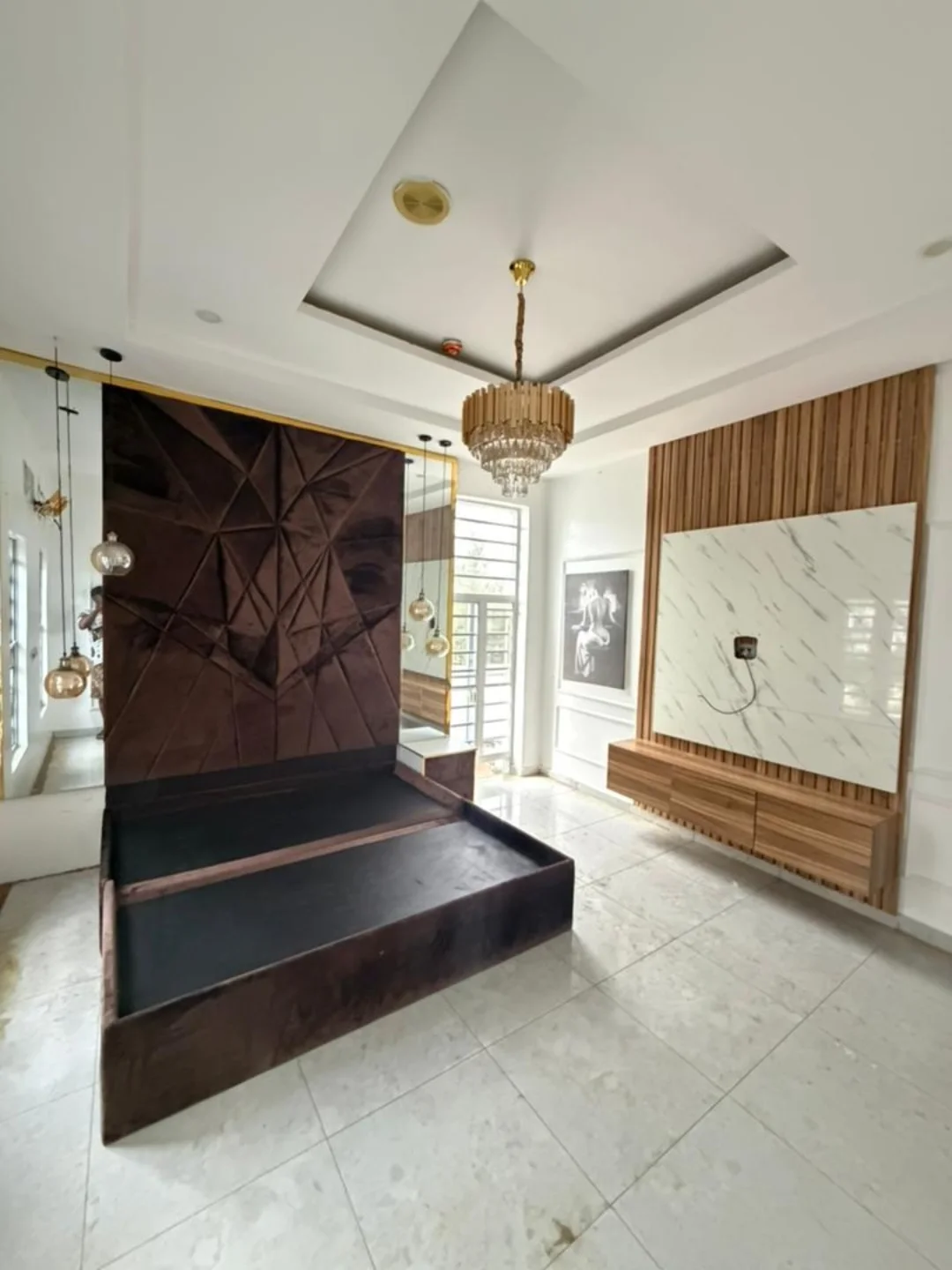 Opulent 5-Bed Duplex with Resort-Style Pool in Lekki