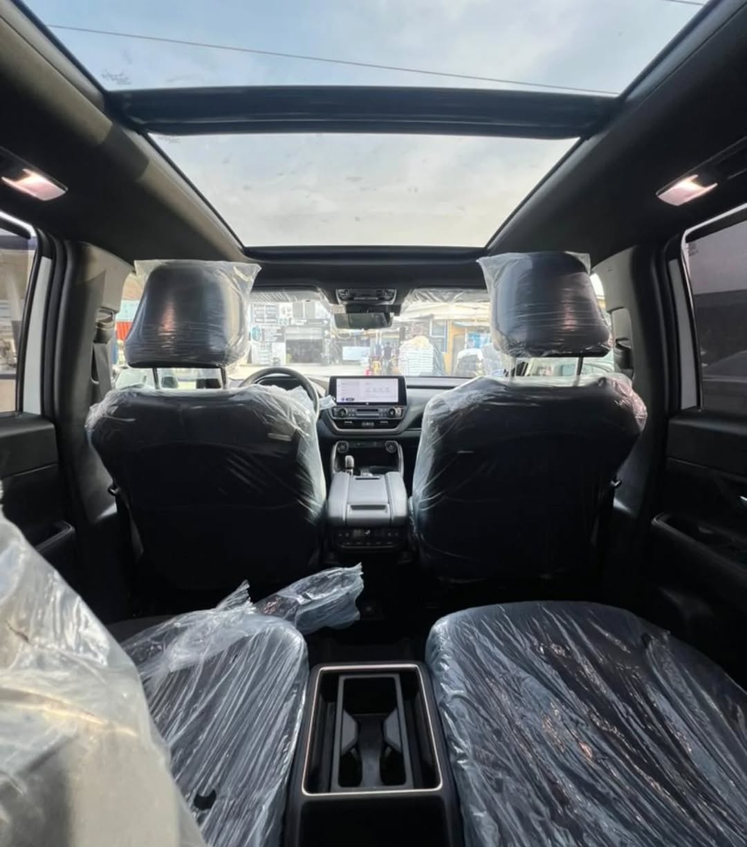 2024 Highlander Hybrid: Full Option, Zero Fault