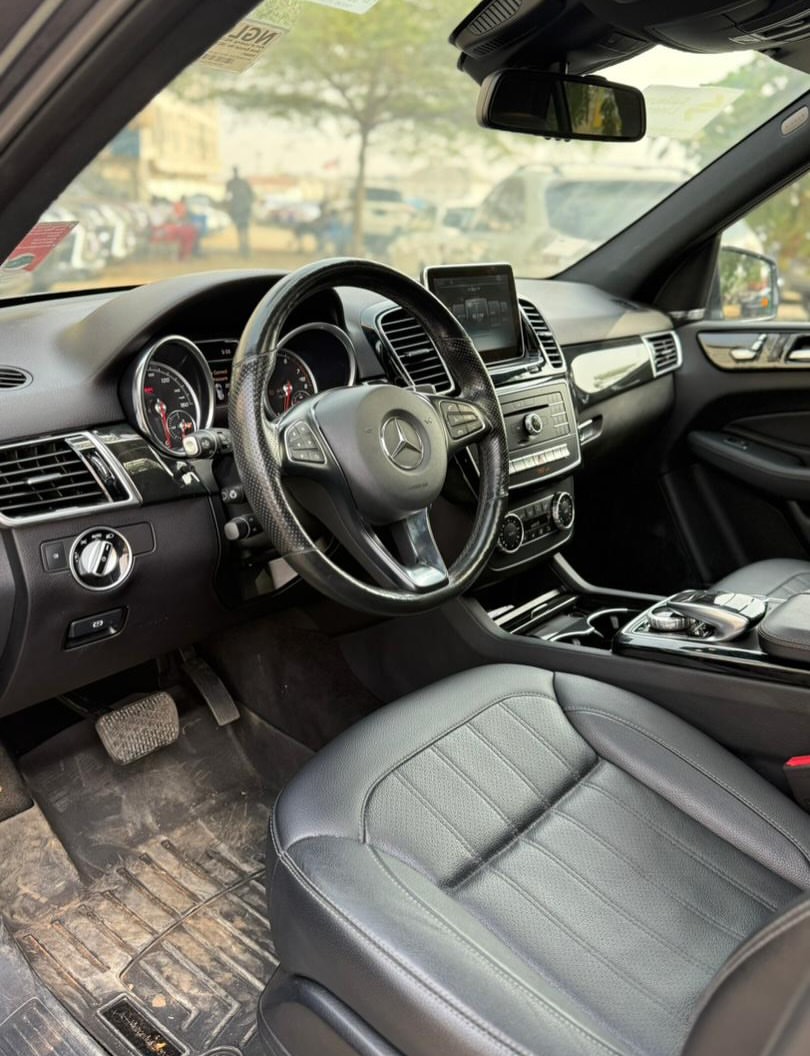 Ultra-Clean 2017 GLE350: Keyless, CarPlay & Genuine Duty ✅