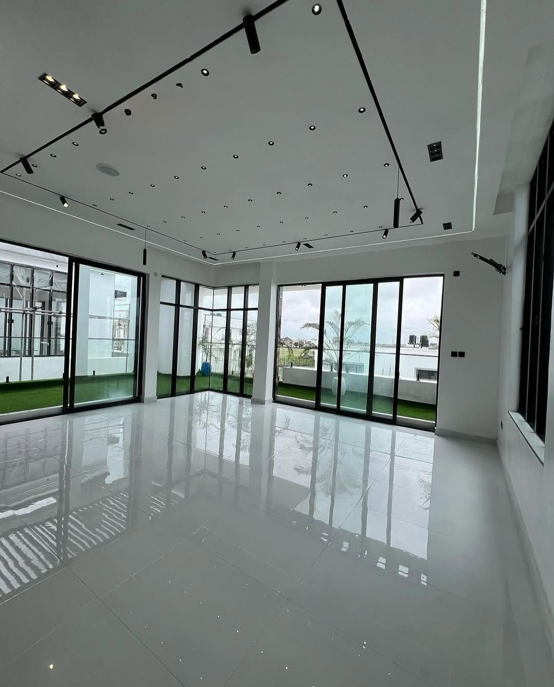 Exclusive 6-Bed Duplex with Pool & Cinema in Lekki