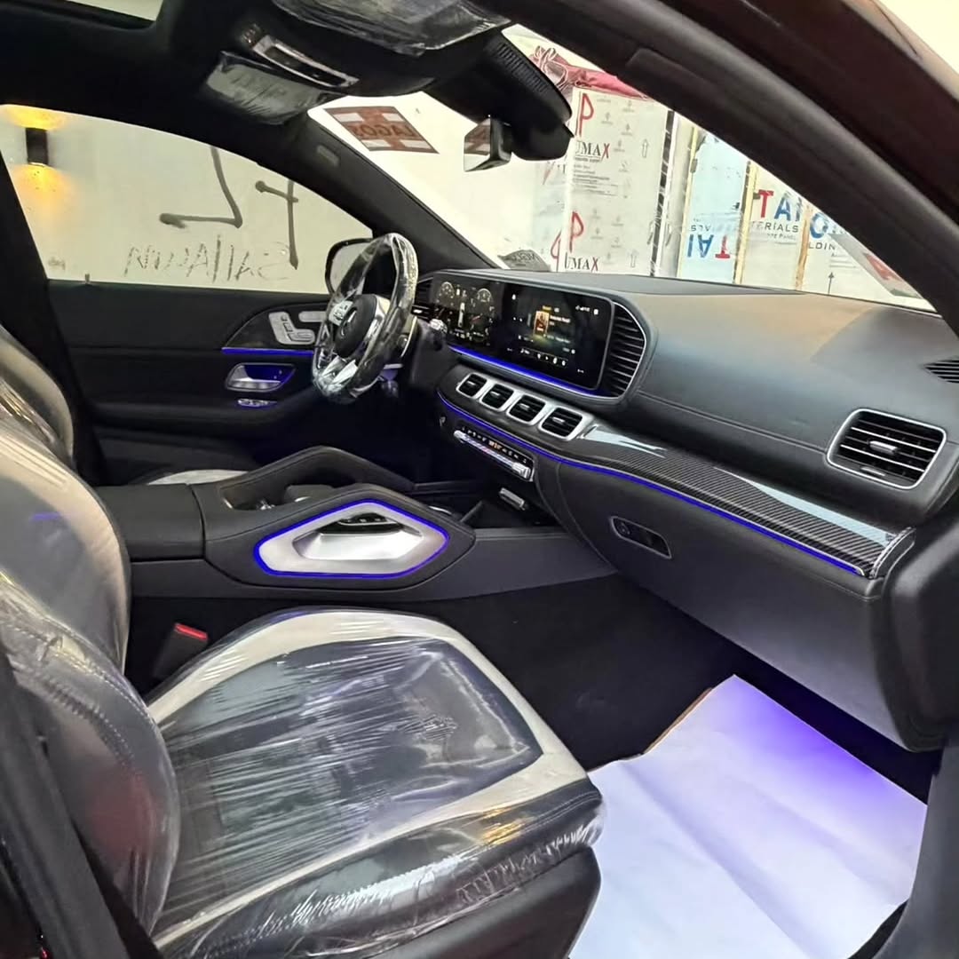 Unleash Power & Luxury: 2022 GLE 63s V8 Biturbo