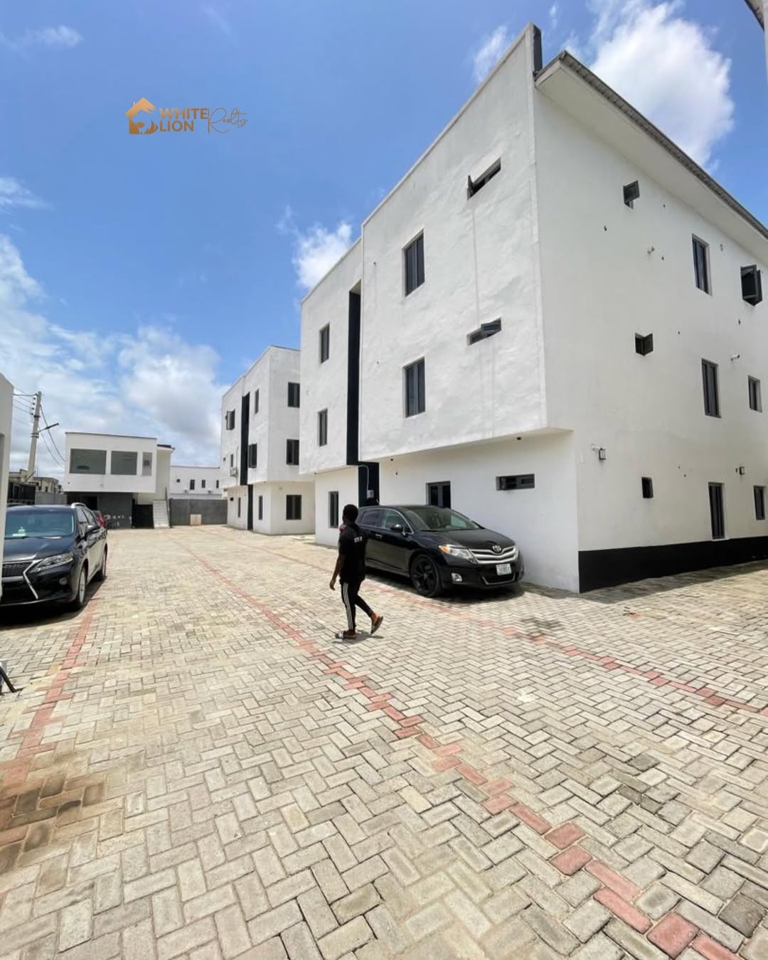 Spacious 3-Bed Ground Floor Haven in Gated Ikota Estate