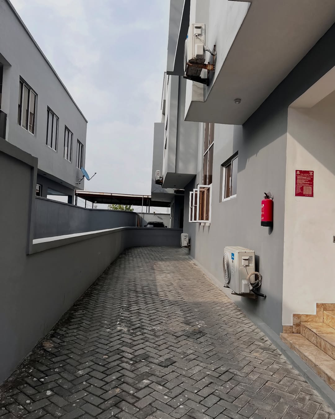 Luxury 5-Bed Ikate Estate Home with BQ & 24/7 Power