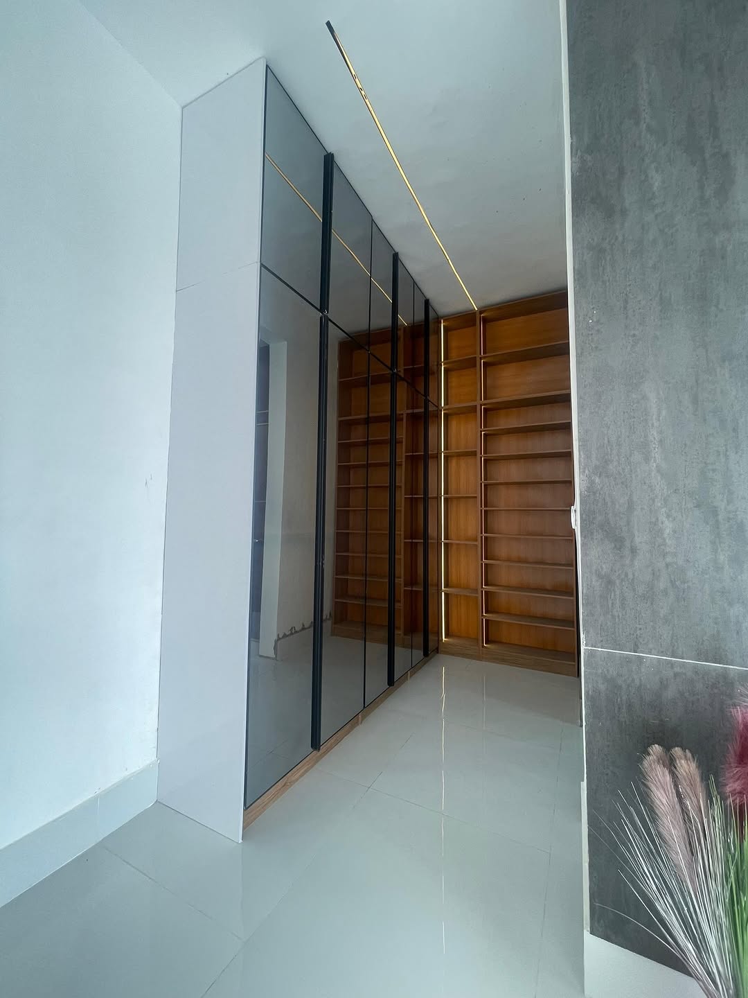 Lavish 5-Bedroom Haven with Private Pool in Lekki