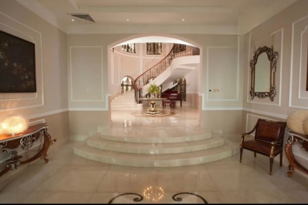 Your Private Waterfront Paradise on Banana Island