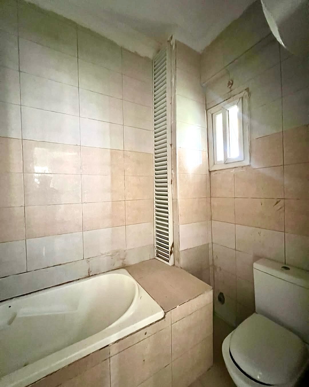 Lekki’s Premier 3-Bed Haven: Rooftop, Gym & 24/7 Power