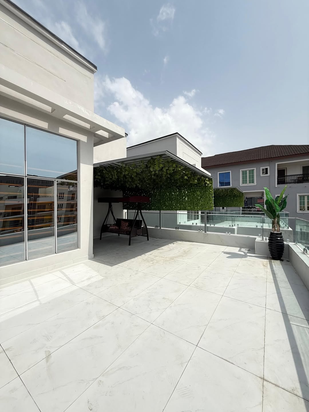 Lekki’s Ultimate 5-Bedroom Estate with Pool & Cinema