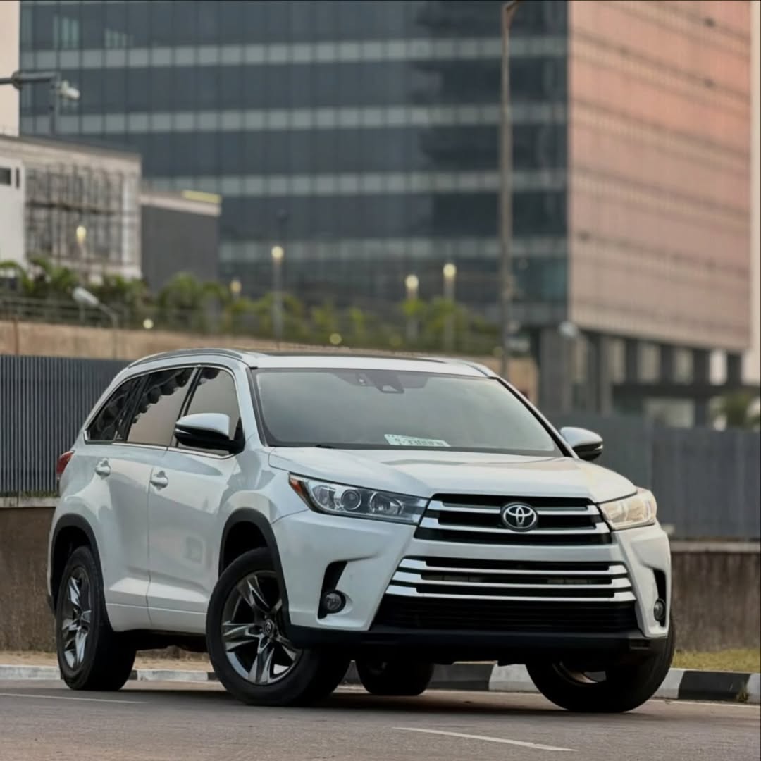 Luxury Loaded 2017 Highlander – Fully Paid Duty