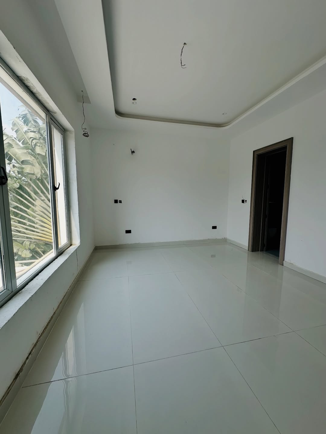 Lekki’s Finest 2-Bed Haven: Pool, Gym & Elevator