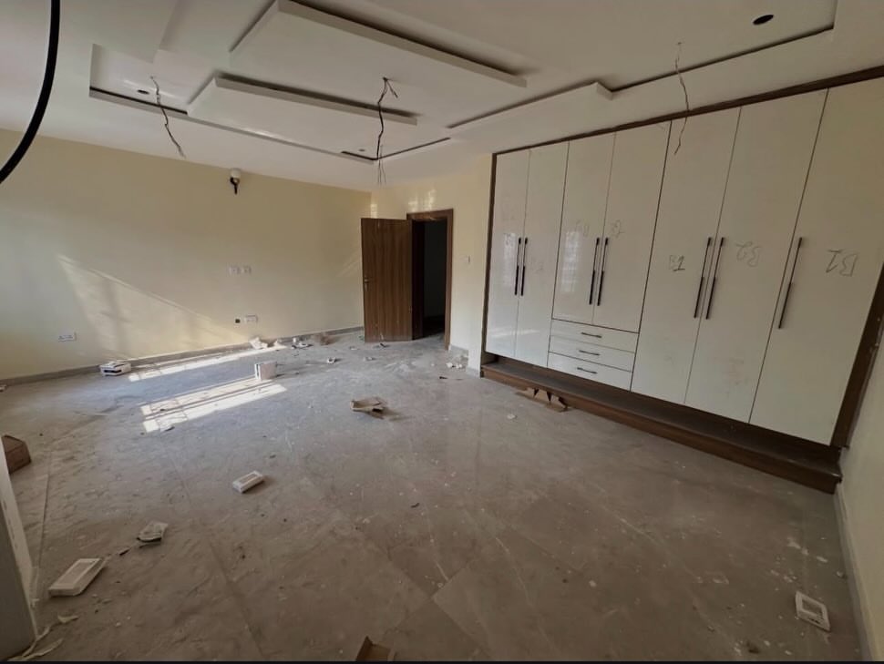 Serene Wuse Haven: 4BR Terrace Duplex with BQ