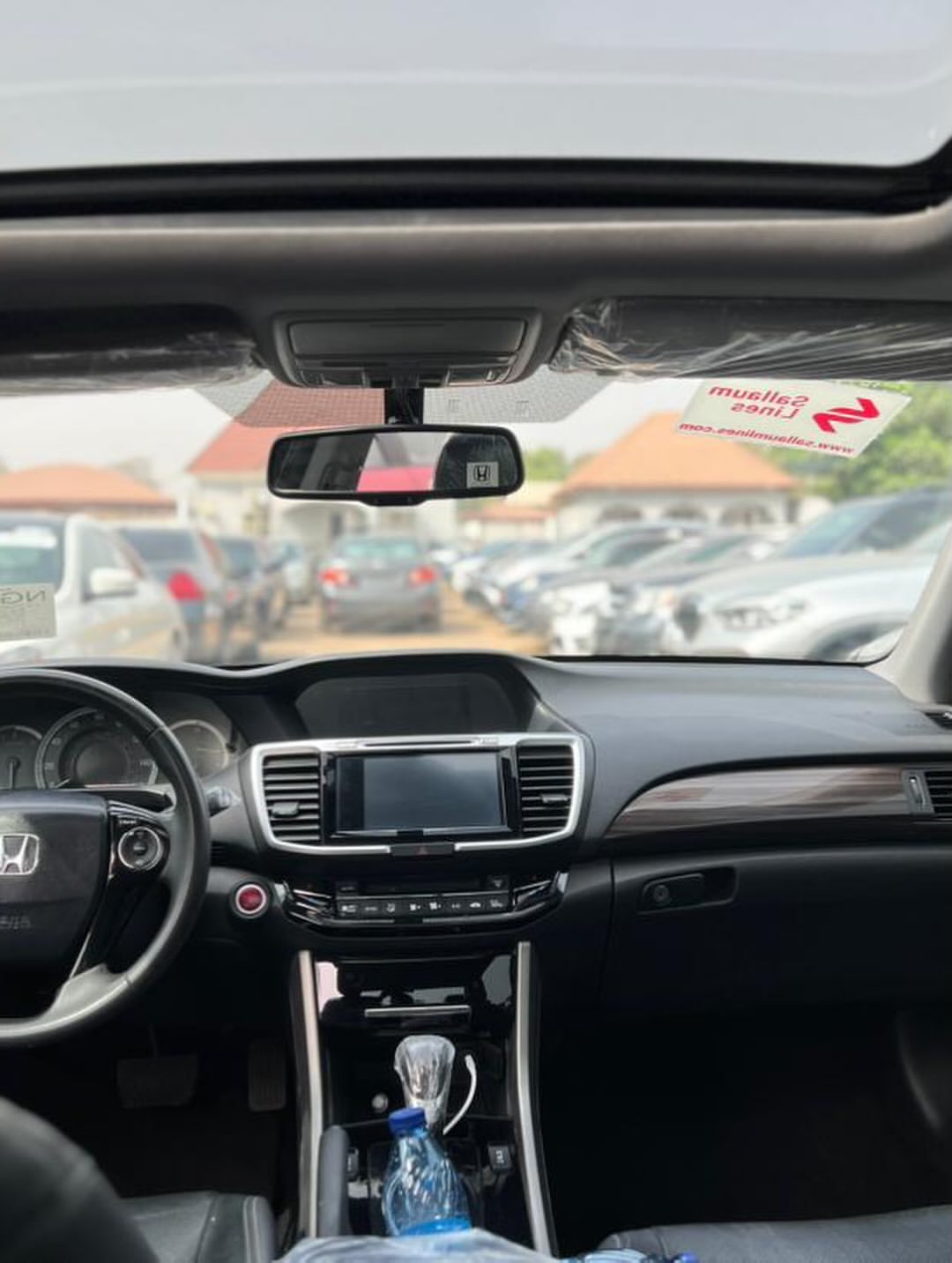 Luxury 2017 Honda Accord EX-L: Keyless & Duty-Paid