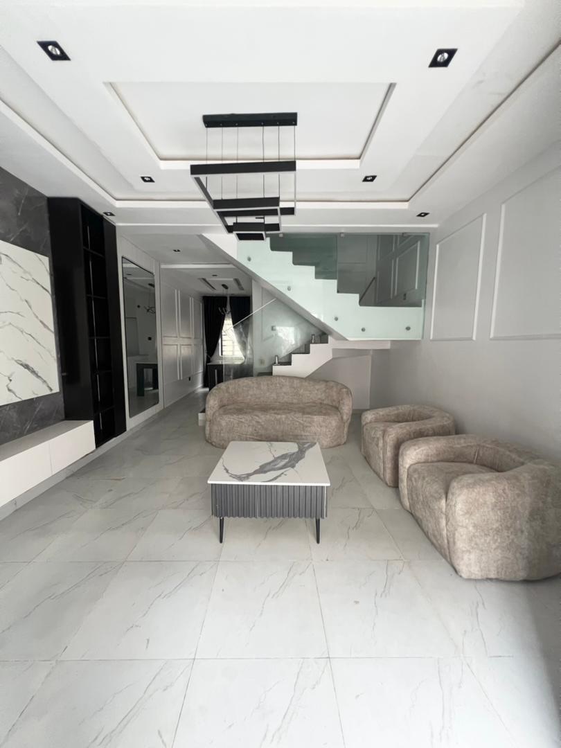 Sangotedo Gem: Fully Furnished 2-Bed Terrace Duplex